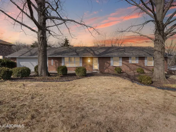 1329 Vista Campo, Jefferson City, MO 65109