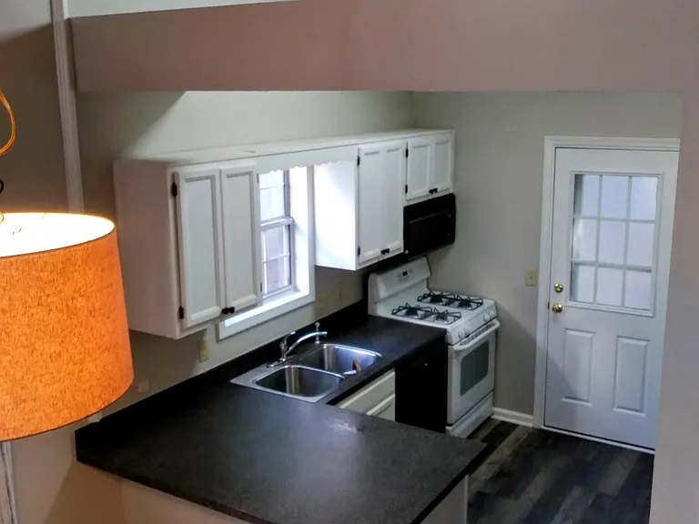 2668 Saint Charles Ln NW — Photo 7