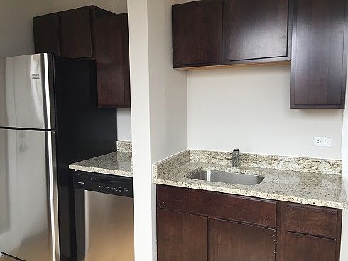 2nd image of 1838 N Humboldt Blvd APT 3A