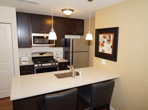 Prairie Square | 2121 45th St, Highland, IN
