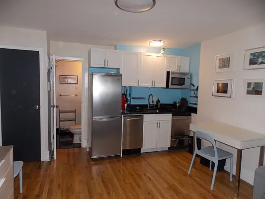 Rented by Citi Habitats | media 50