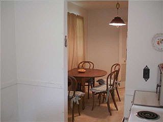 4th image of 2518 Powell Ave