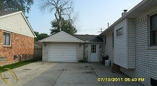 2nd image of 21122 Masonic Blvd
