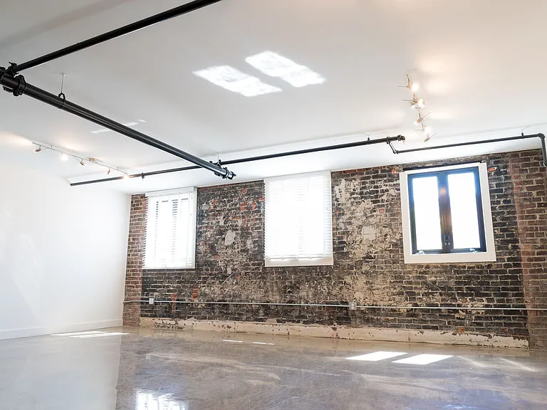 The Williams — Photo 218