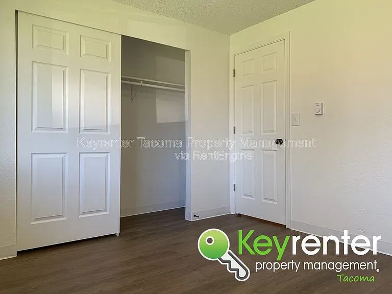 19606 9th Avenue Ct E — Photo 18