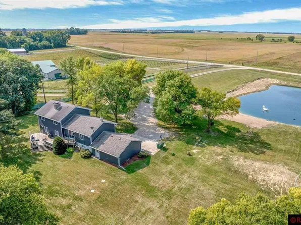 8488 377th Ave, Blue Earth, MN 56013