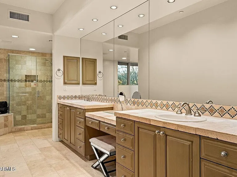 11166 E Prospect Point Dr — Photo 15