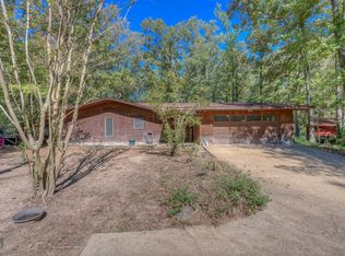 4320 Circle Square Dr, Mooringsport, LA 71060