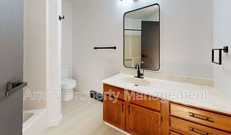 205 E Arbor Ave #201G — Photo 5
