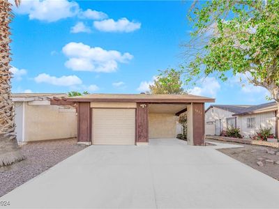 4023 Calle Del Sol #0, Las Vegas, NV, 89103