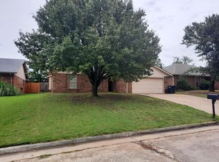 4305 Trinity Dr, Shawnee, OK 74804
