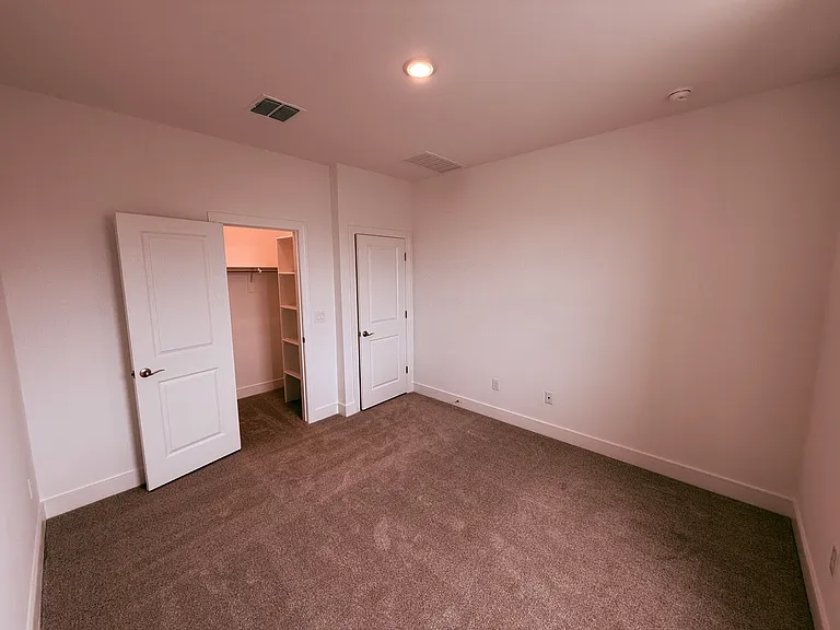 2390 W Los Arboles Pl — Photo 41
