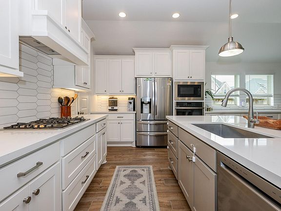 5th image of 18907 Paso Fino Prairie Ln
