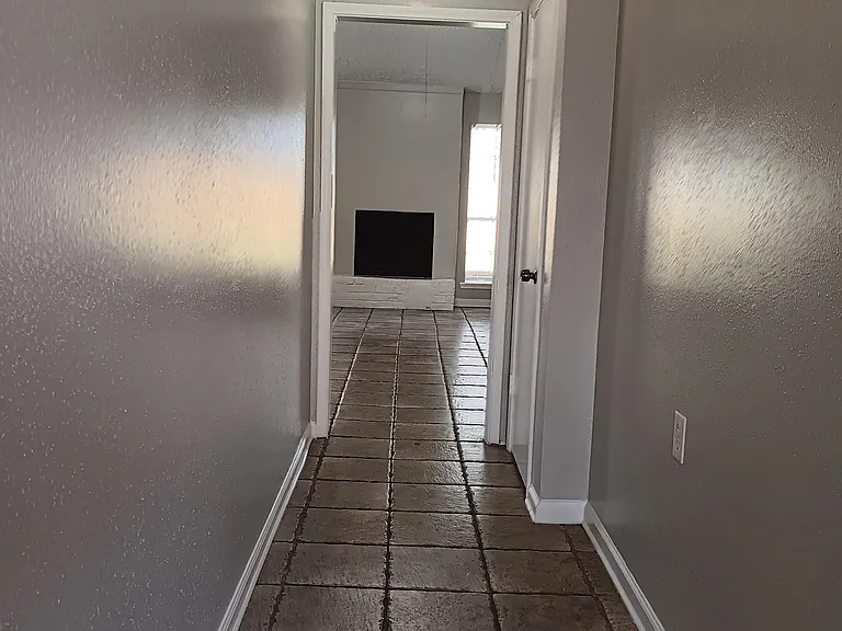 8527 Riptide Dr — Photo 3