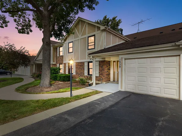 1050 Southbury Ln APT C2, Wheeling, IL 60090