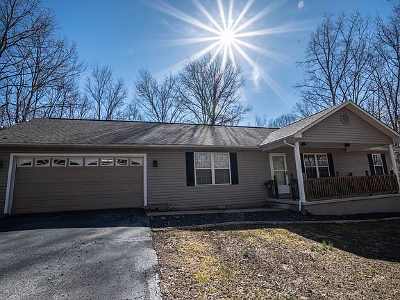 2nd image of 90 Hodden Cir