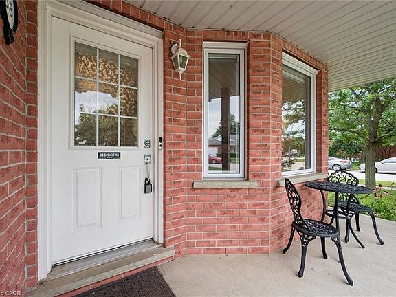 4th image of 38 Borland Dr