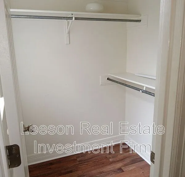 5721 S Lakeshore Dr — Photo 21