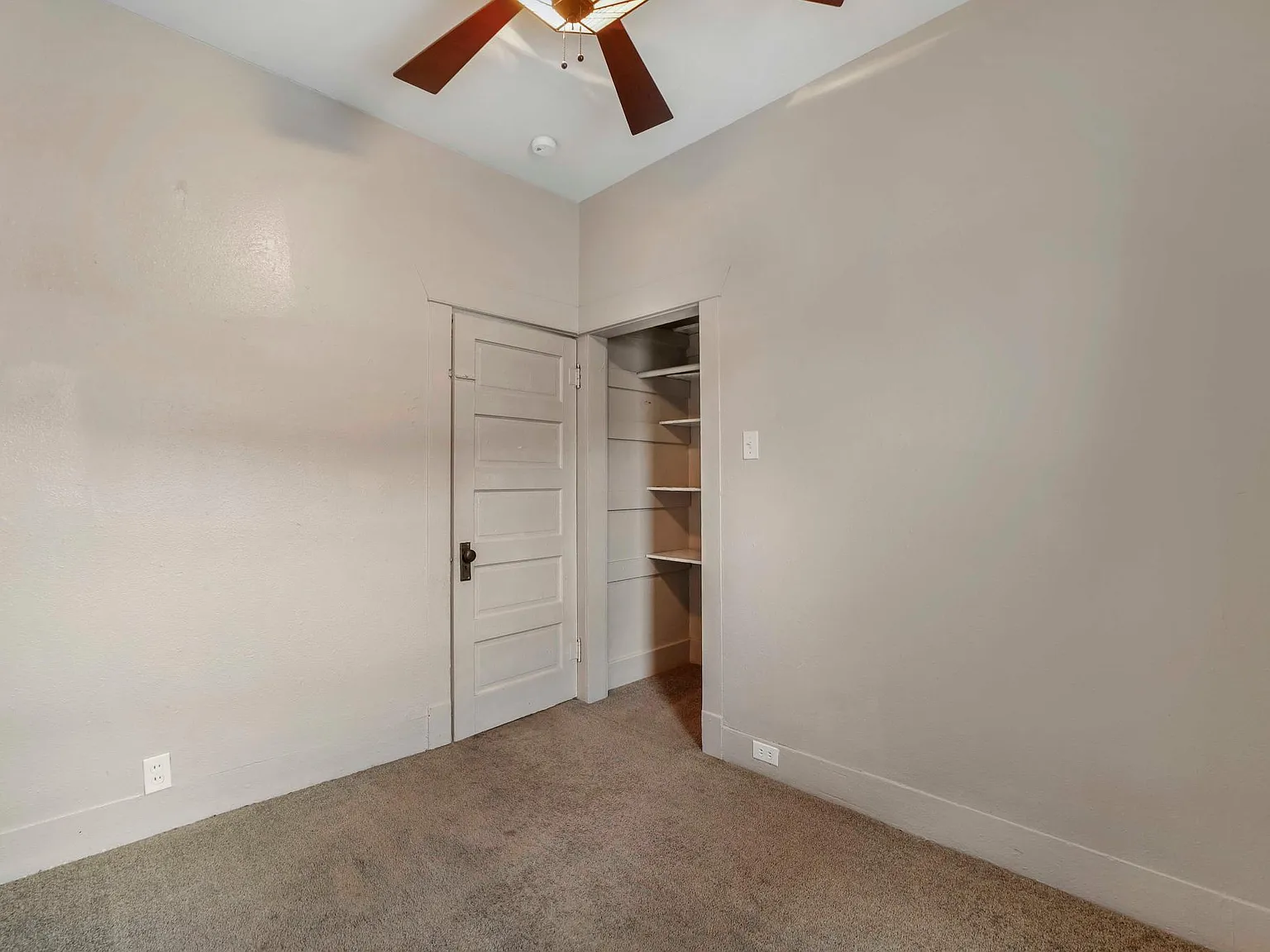 1843 Overland Ave — Photo 4
