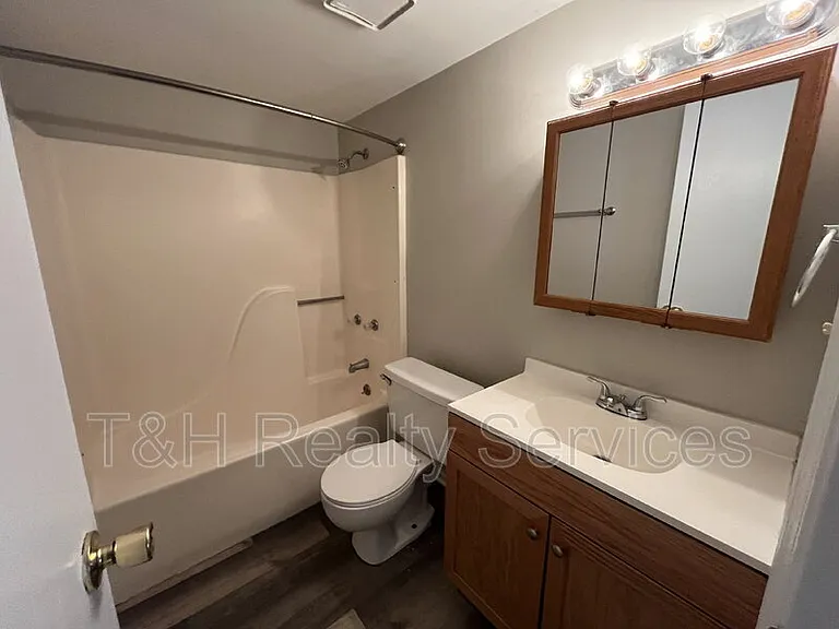 8114 Jade Ct — Photo 13