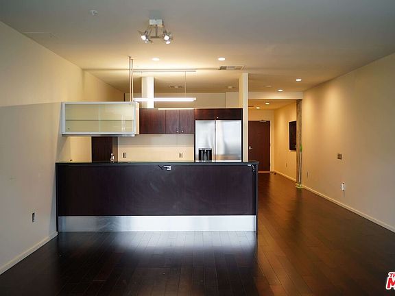 2nd image of 1155 S Grand Ave APT 521