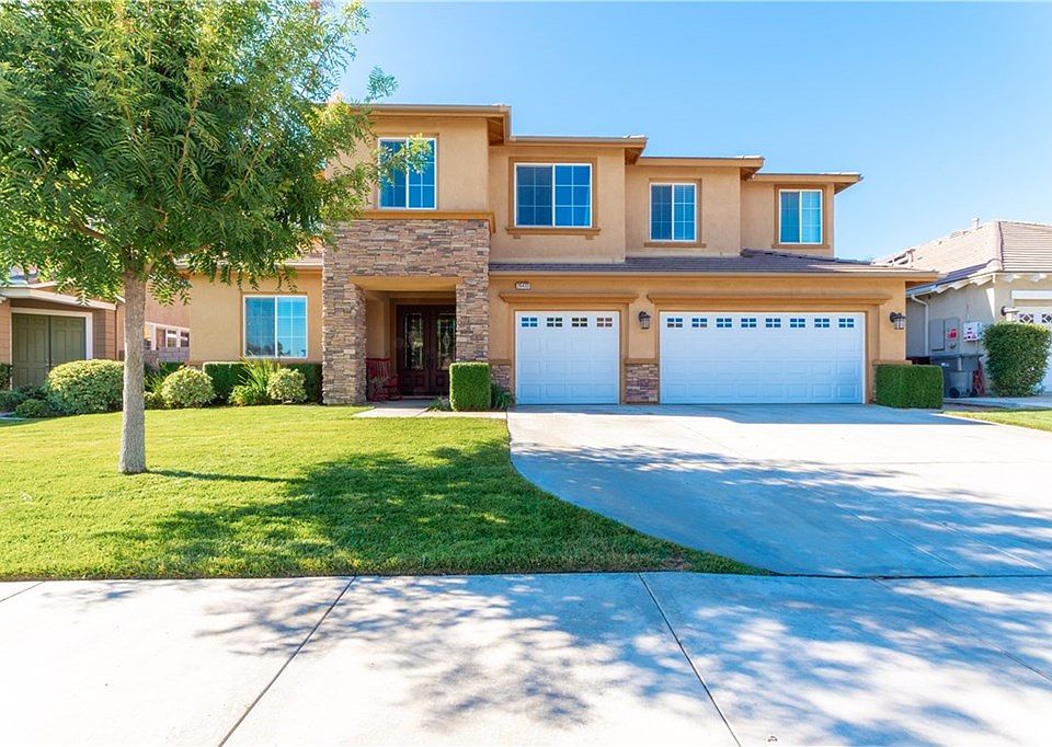 1st image of 26433 Flaxleaf Dr