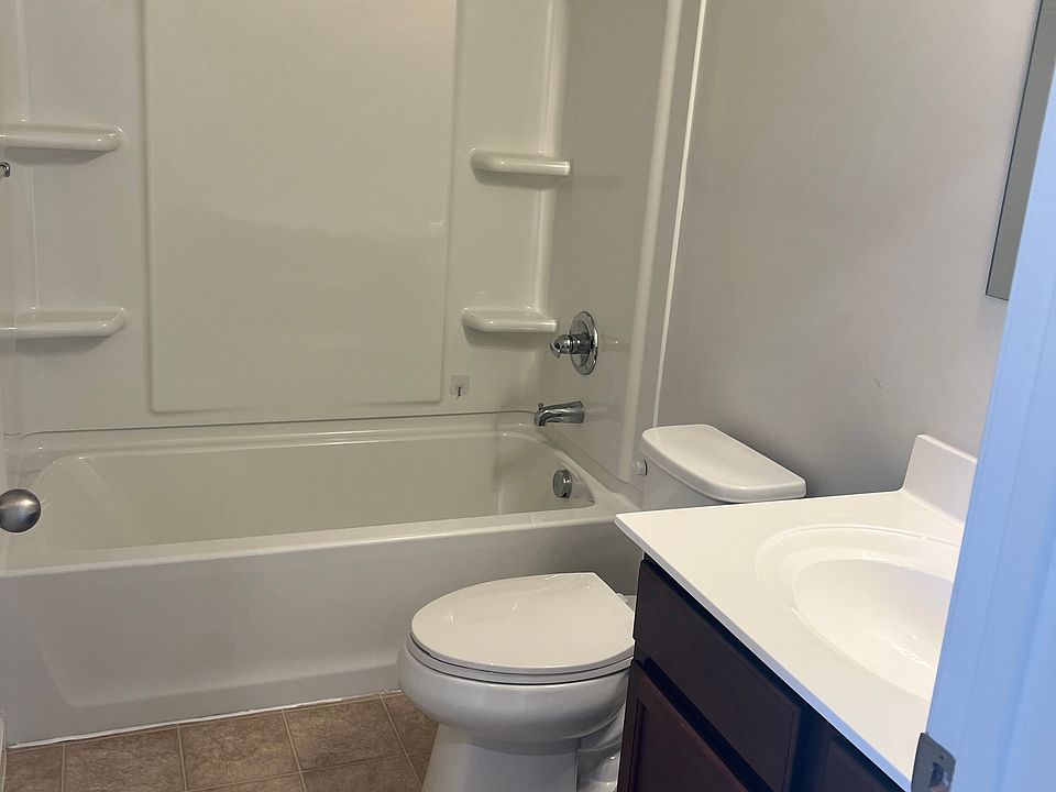 1st image of 155 Wye Oak Dr