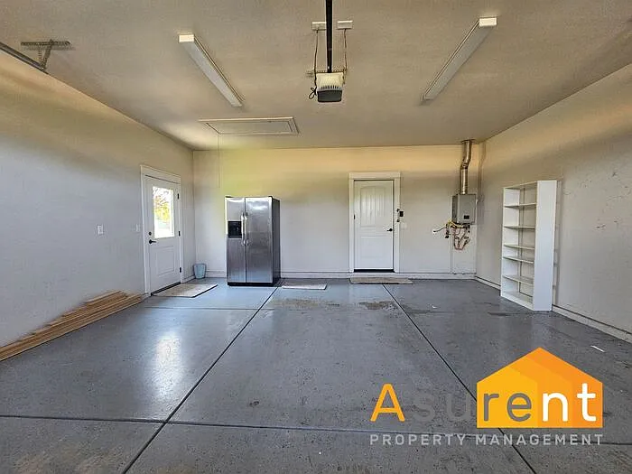 1160 Boulder Ridge St — Photo 27