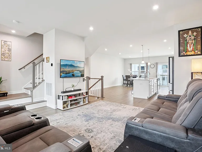 47 Rosemary Way — Photo 9
