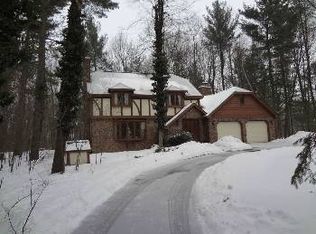 3541 E Julie Ann Dr, Midland, MI 48642