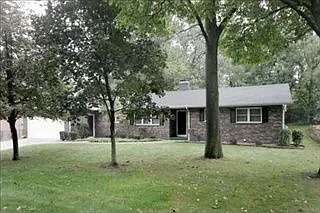 4331 Bronson Blvd photo 1