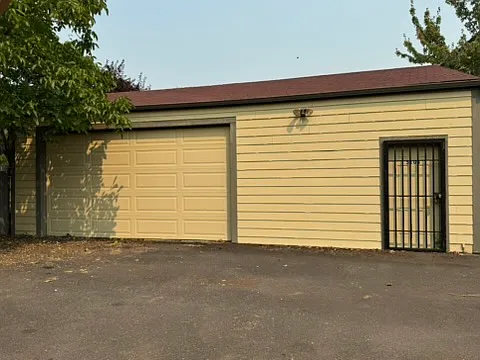 510 NE 80th Ave — Photo 3