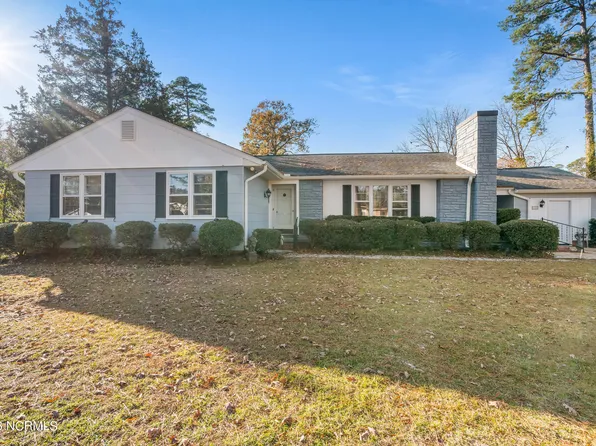 1111 Woodland Drive, Whiteville, NC 28472
