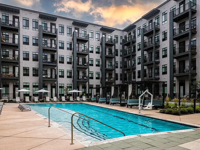 Courtyard pool at Wellsmith Apartments