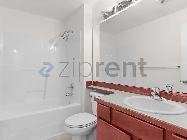 2508 204th Pl SW — Photo 16