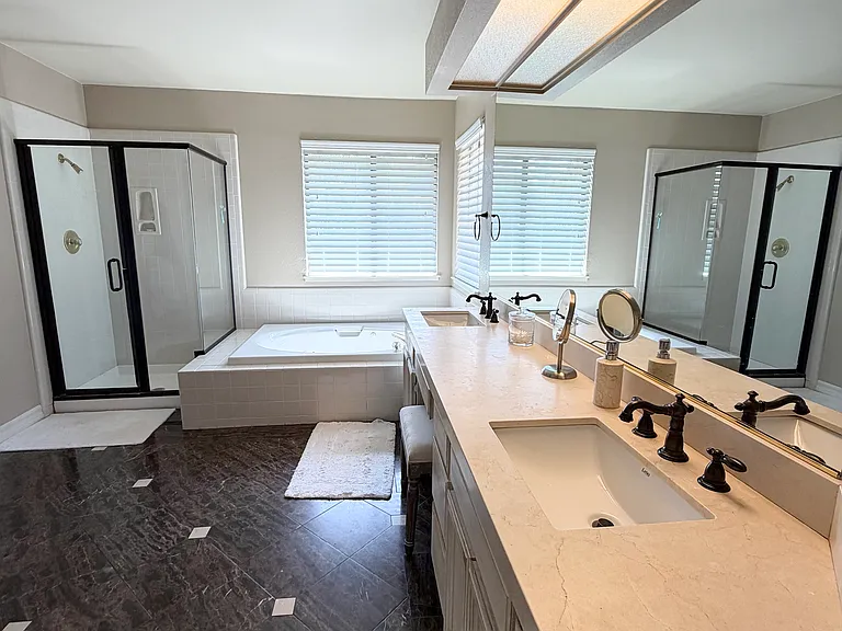 352 Troon Ct — Photo 28