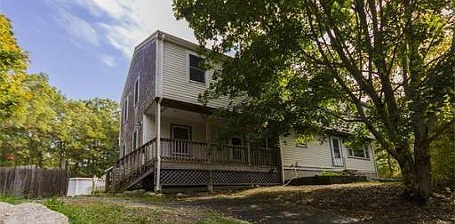 1st image of 19 Evergreen Dr