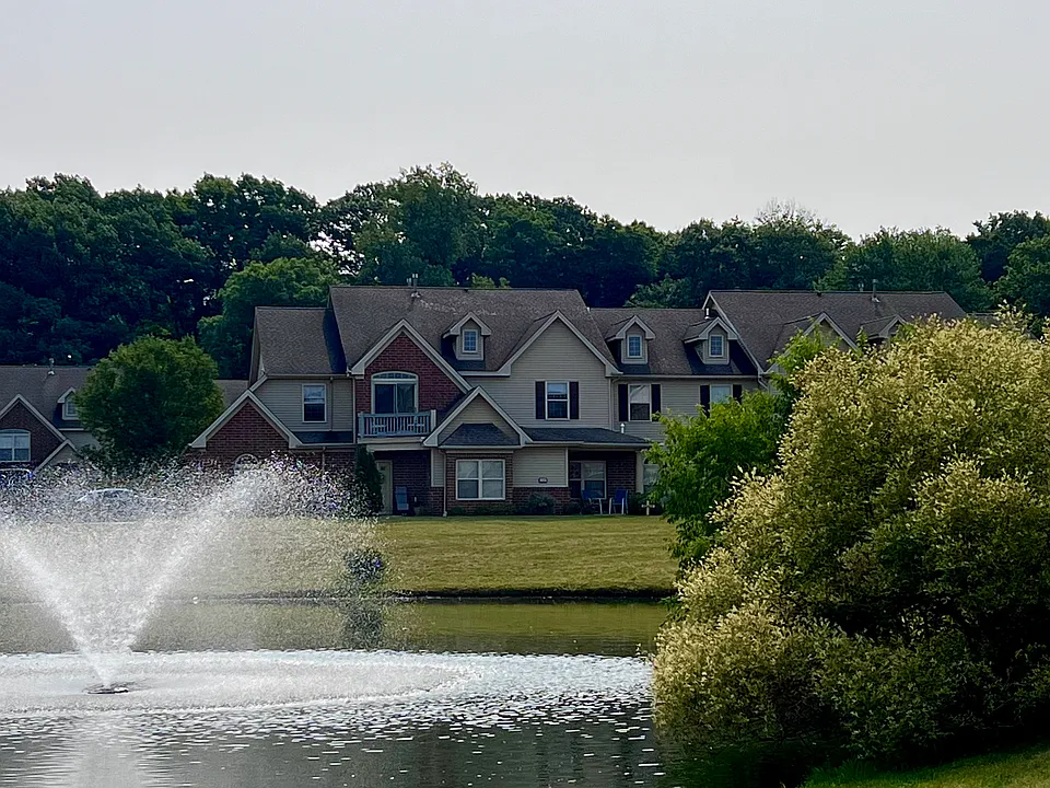 Waterford Place Apartments & Villas
