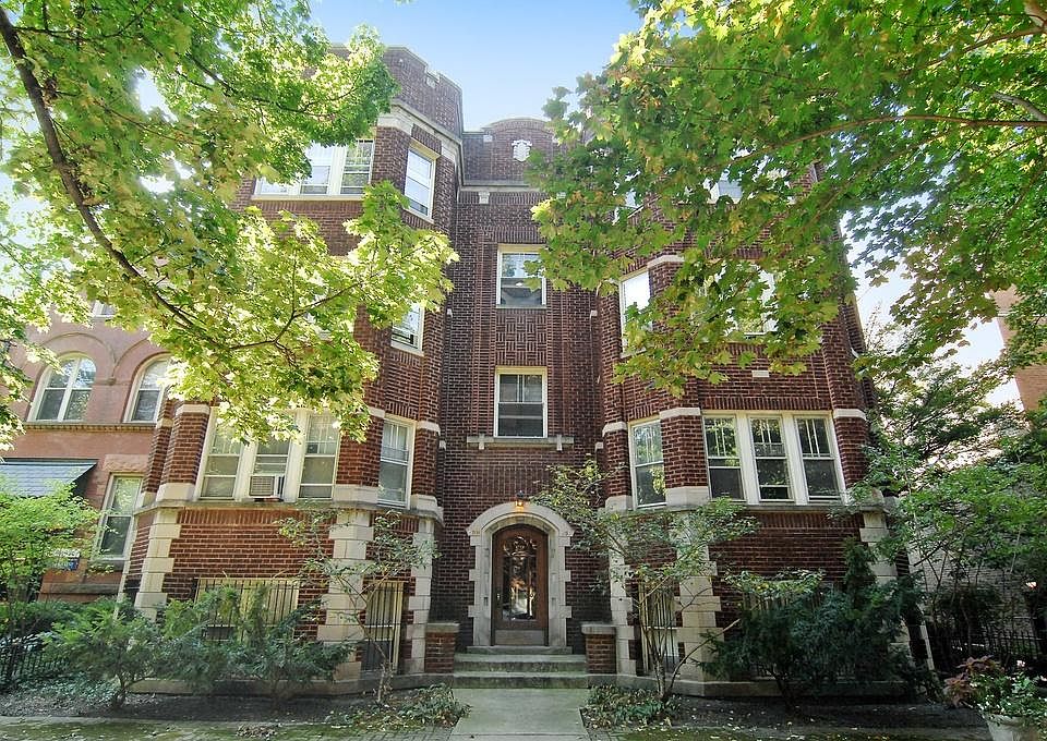 1st image of 635 W Arlington Pl APT 3E
