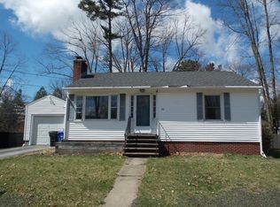 30 Esty Ave, Manchester, NH 03104