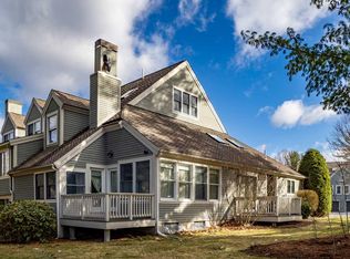 56 Hawthorne Village Rd #56, Nashua, NH 03062