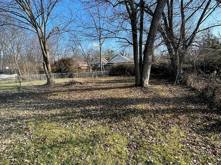 6016 Graceland Ave — Photo 18