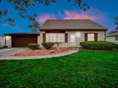 637 Old Forge Rd, Valparaiso, IN, 46385
