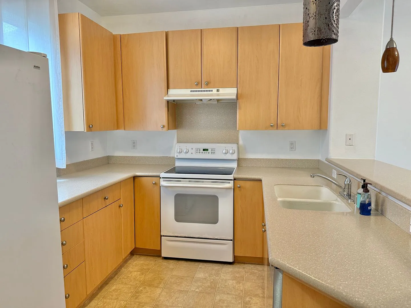 Iliahi at Kehalani - Upscale 3- Bedroom Pet Friendly Rental! — Photo 2