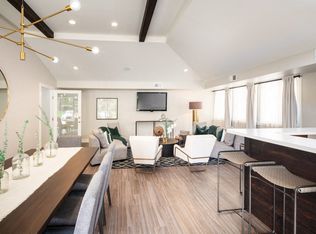 Bentley by Broadmoor, Omaha, NE 68114