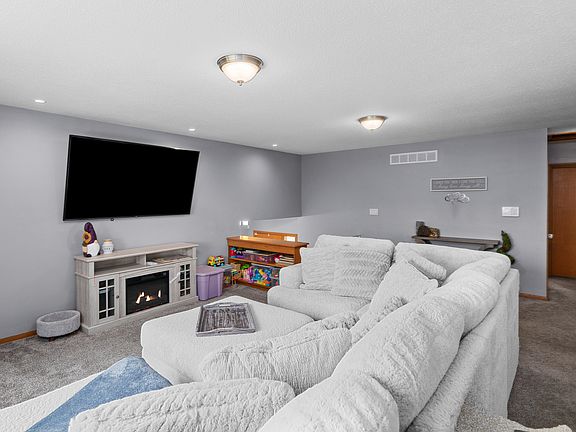 2nd image of 2138 W 38th Pl