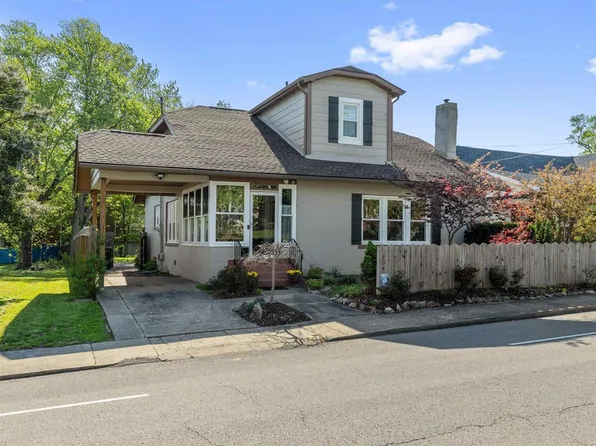 134 S Seminary St, Madisonville, KY 42431