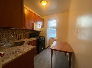 88-05 82nd Ave #2R, Ridgewood, NY 11385