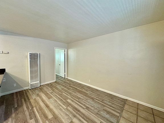 5th image of 2523 I St APT 8