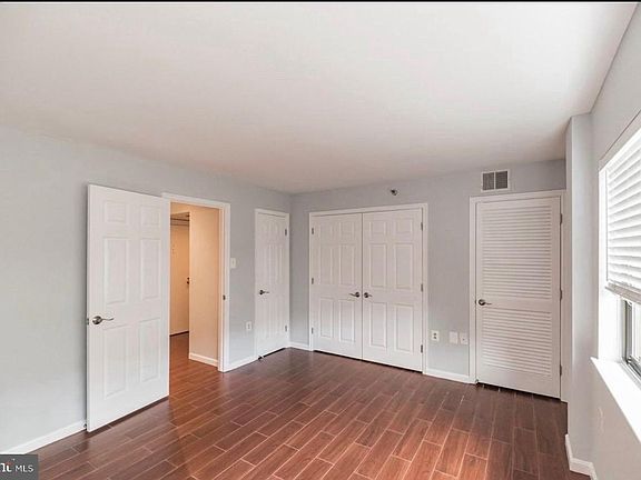 4th image of 1301 N Courthouse Rd APT 1009